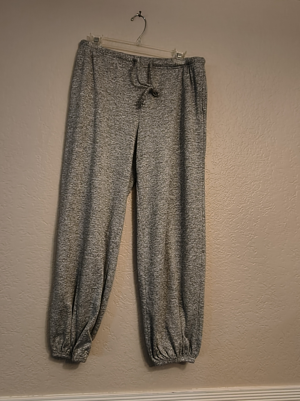 Woman's Large Heather Gray Drawstring Joggers / Lounge Pants / Sweat Pants / Pjs